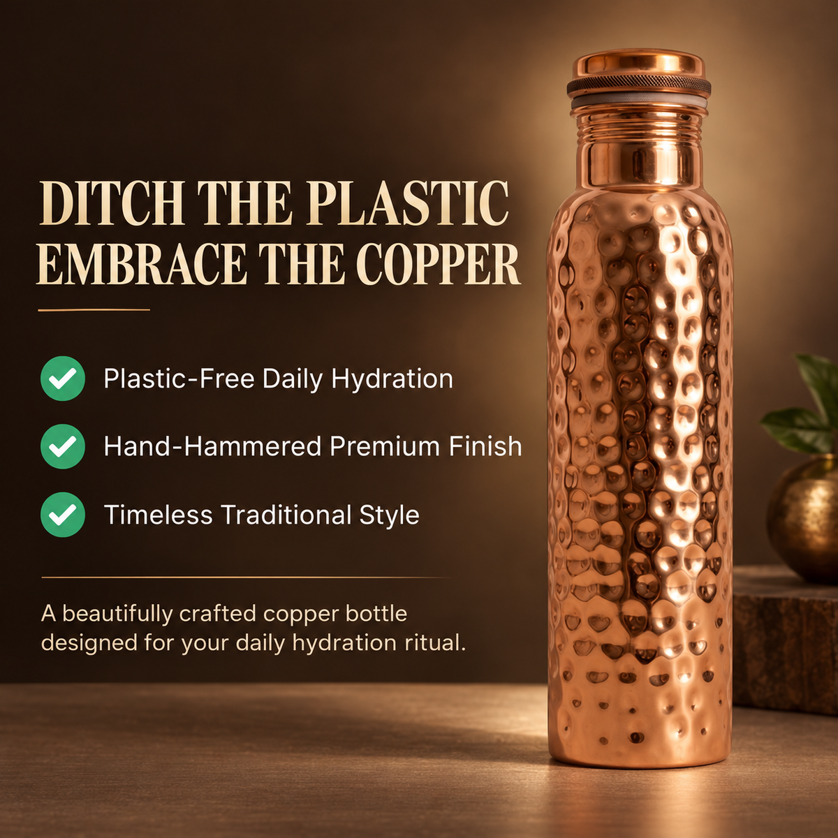 Solenne™ Hand-Hammered Pure Copper Water Bottle